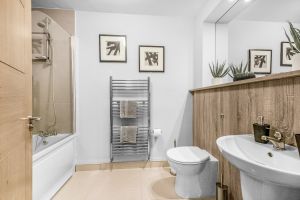 Main bathroom