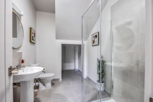 Main bathroom